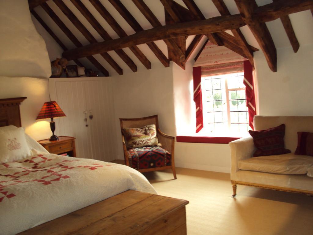 Yew Tree Cottage B&B Стоу на Вёлд Номер фото